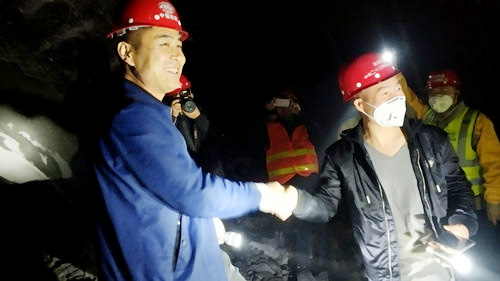 施工捷報：泰安市圣恒路橋又有兩座隧道順利貫通